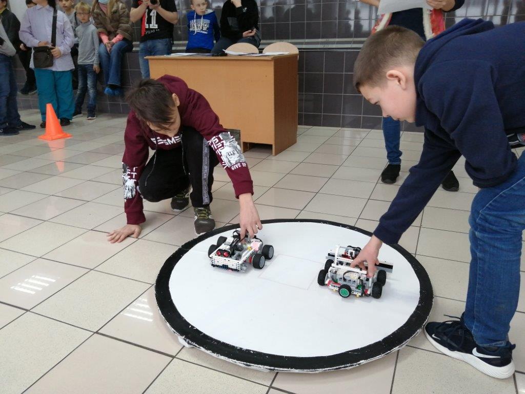 Соревнования среди роботов – при поддержке «КАМАЗа»