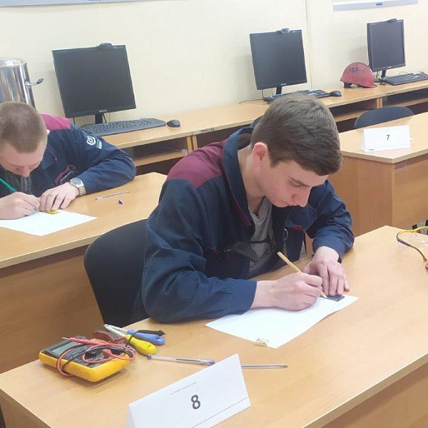 Конкурс профмастерства на литейном заводе