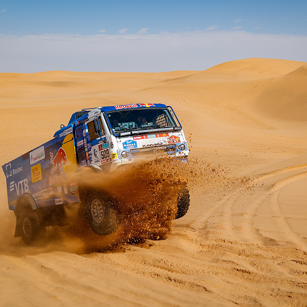 Восьмой этап «Дакара-2022»: баланс темпа и надёжности