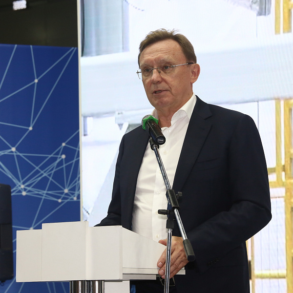 Генеральный директор «КАМАЗа» Сергей Когогин провёл пресс-конференцию на выставке Comtrans  2021