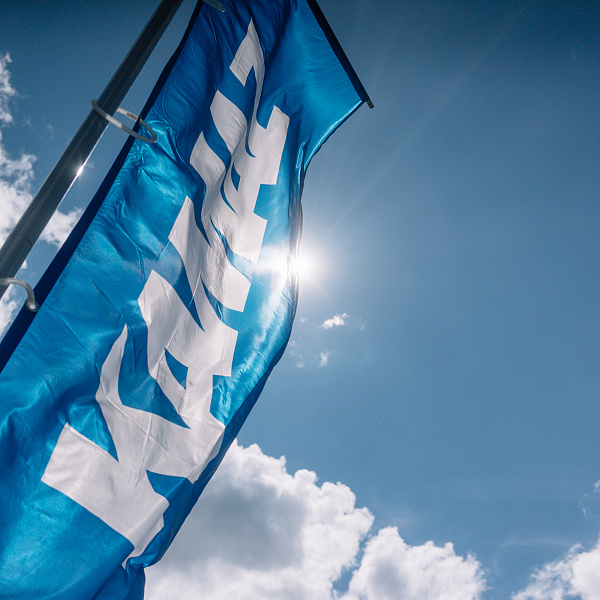 Камазовцы передали гуманитарную помощь для жителей Донбасса