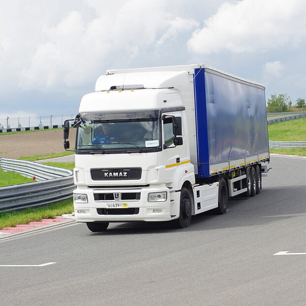 Почему покупают газовые КАМАЗы-5490