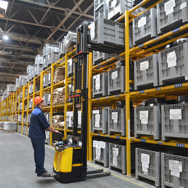 Модернизация складского хозяйства на «НЕФАЗе»