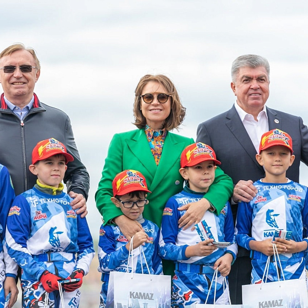 «КАМАЗ» принял участие в открытии детской мотошколы