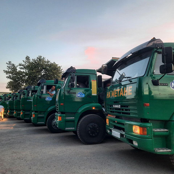 Десять самосвалов КАМАЗ в лизинг для узбекских сельхозпроизводителей