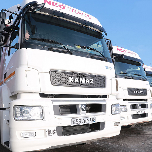 75 КАМАЗов-5490 с полуприцепами НЕФАЗ в лизинг для ООО «НЕО ТРАНС» 