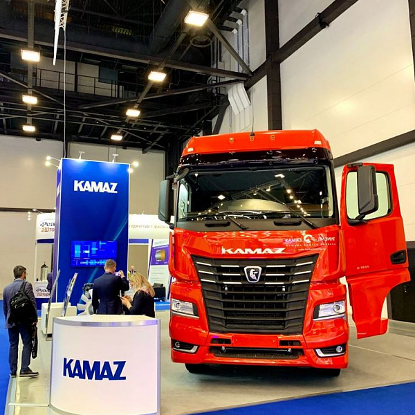 Газомоторная автотехника КАМАЗ на ПМГФ-2021