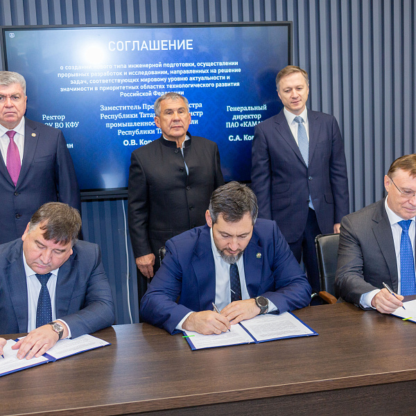 Глава РТ Рустам Минниханов посетил «КАМАЗ»