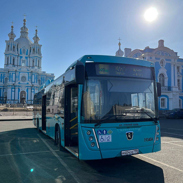 «КАМАЗ» поставил в Санкт-Петербург крупную партию автобусов