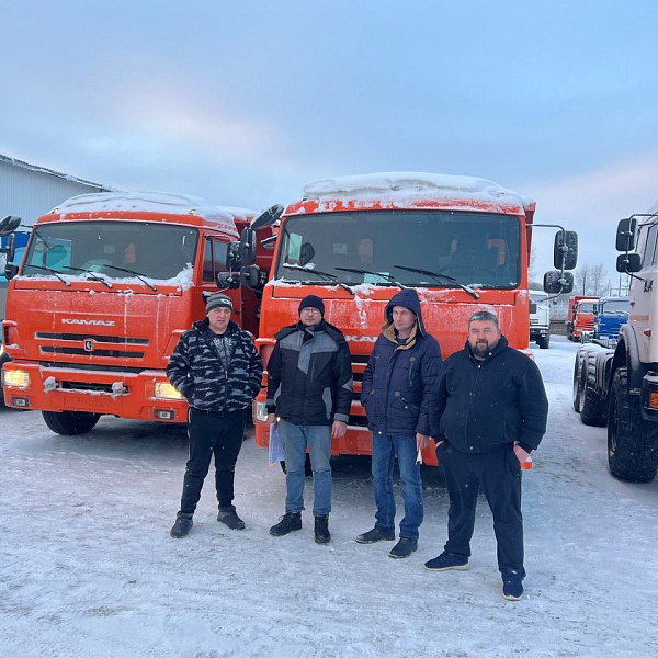 Пять самосвалов КАМАЗ для Татарстана