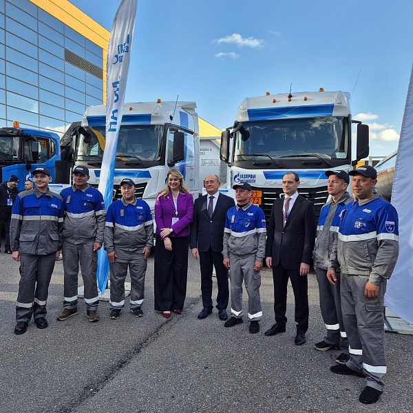 КАМАЗы на CПГ: финиш автопробега на ПМГФ-2025