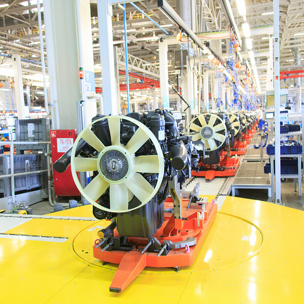 «КАМАЗ» выпустил первую тысячу двигателей Р6