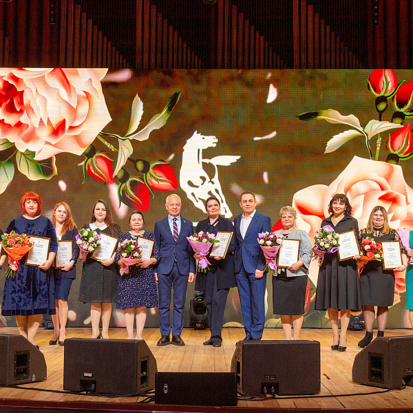 Международный женский день отпраздновали на «КАМАЗе»