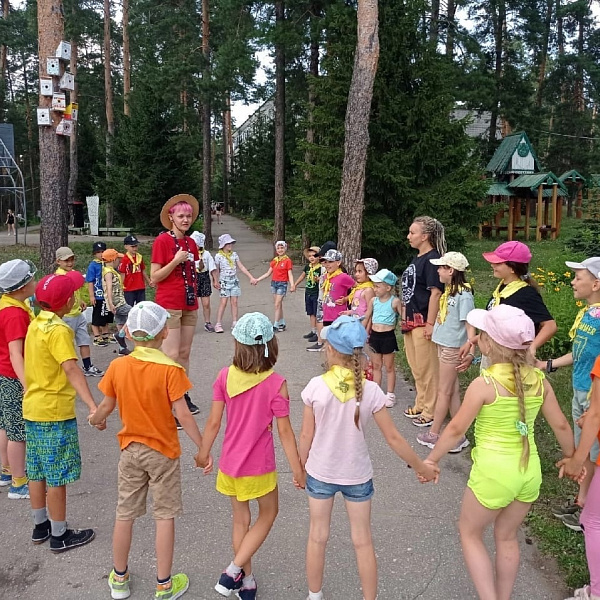 Летний отдых для детей сотрудников ДААЗ