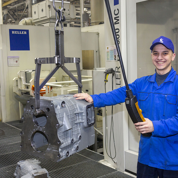 Завод двигателей расширяет производство КПП