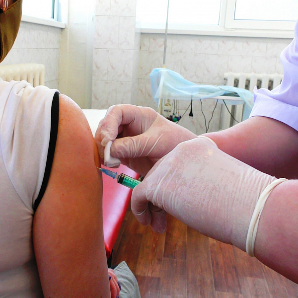 Вакцинация от коронавируса на предприятии Группы ОАТ