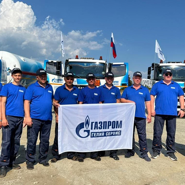 Участники автопробега «Газ в моторы – 2022» встретились с представителями «КАМАЗа»