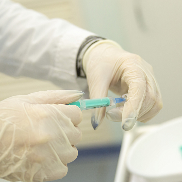 В Группе ОАТ проходит ревакцинация от коронавируса