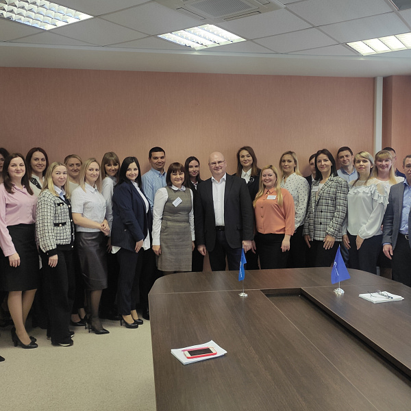 Генеральный директор «КАМАЗ-ЛИЗИНГа» встретился с трудовым коллективом