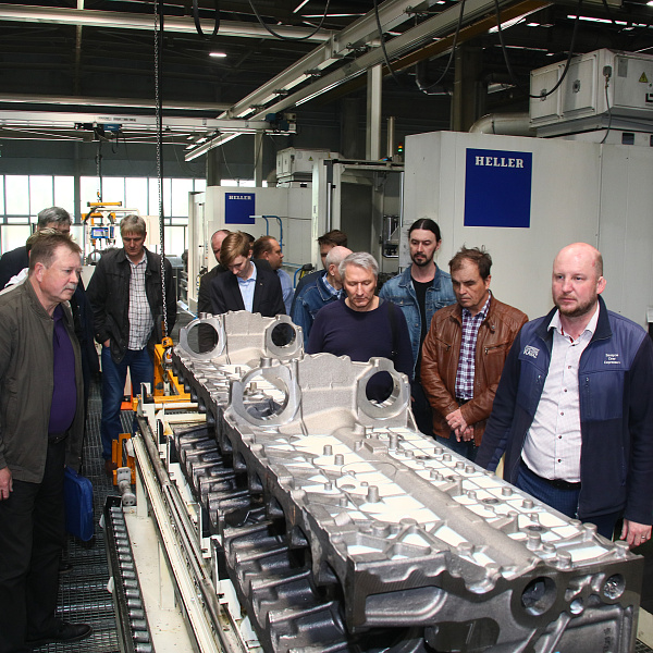 Делегация КНИТУ-КАИ посетила «КАМАЗ»