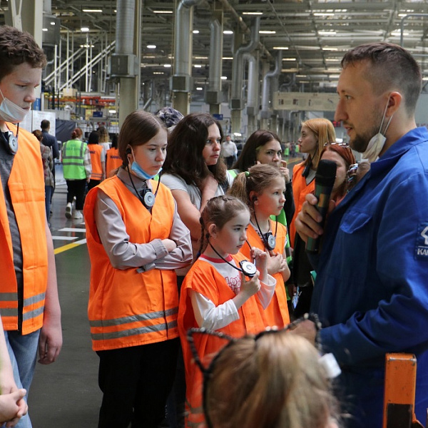 День открытых дверей на заводе двигателей