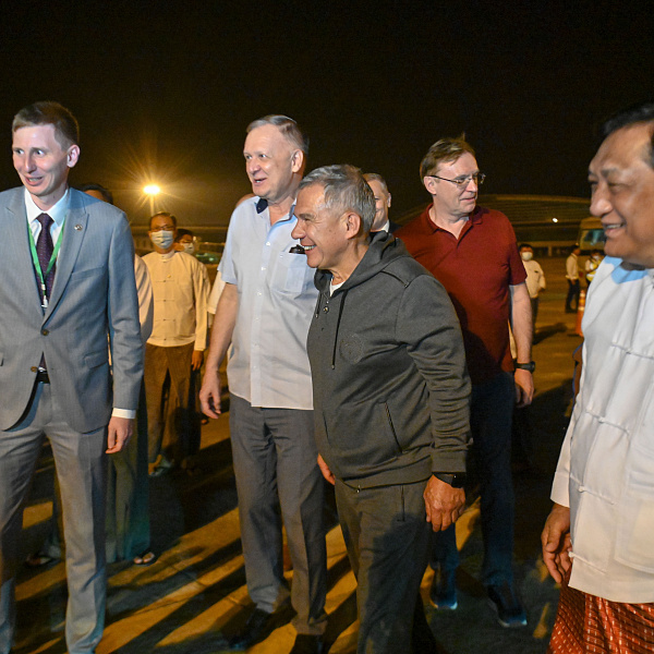 Генеральный директор «КАМАЗа» посетил Мьянму